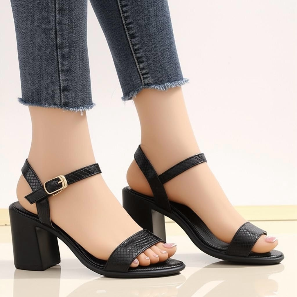 RM119 block heel-