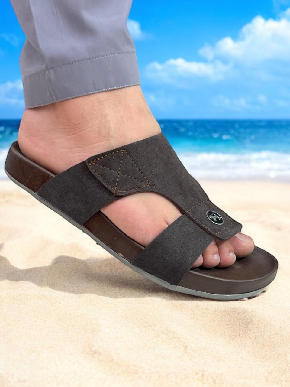 M0684 men slipper