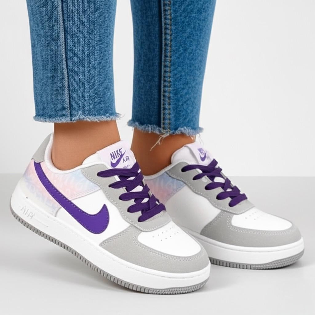 M0351 tick sneaker