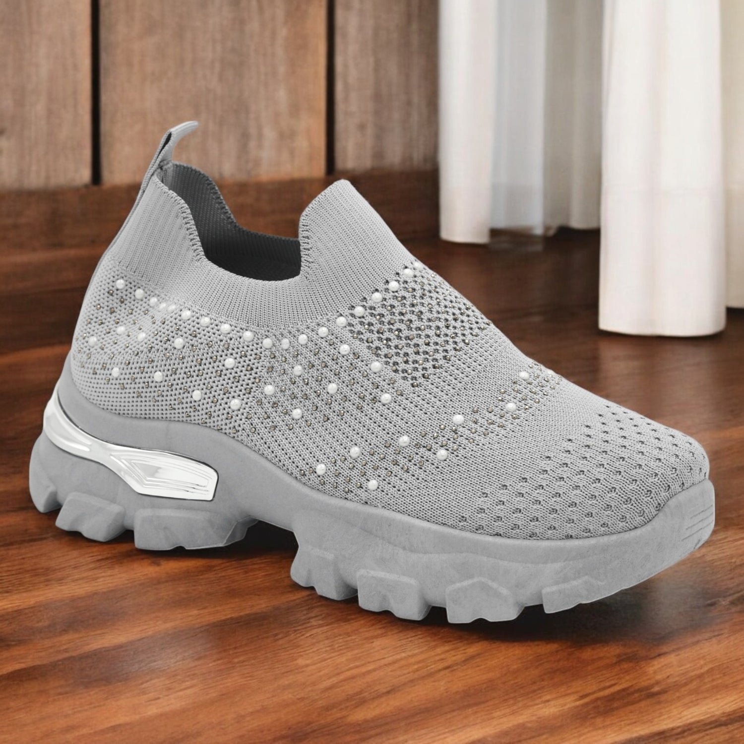 W014 comfy shoes