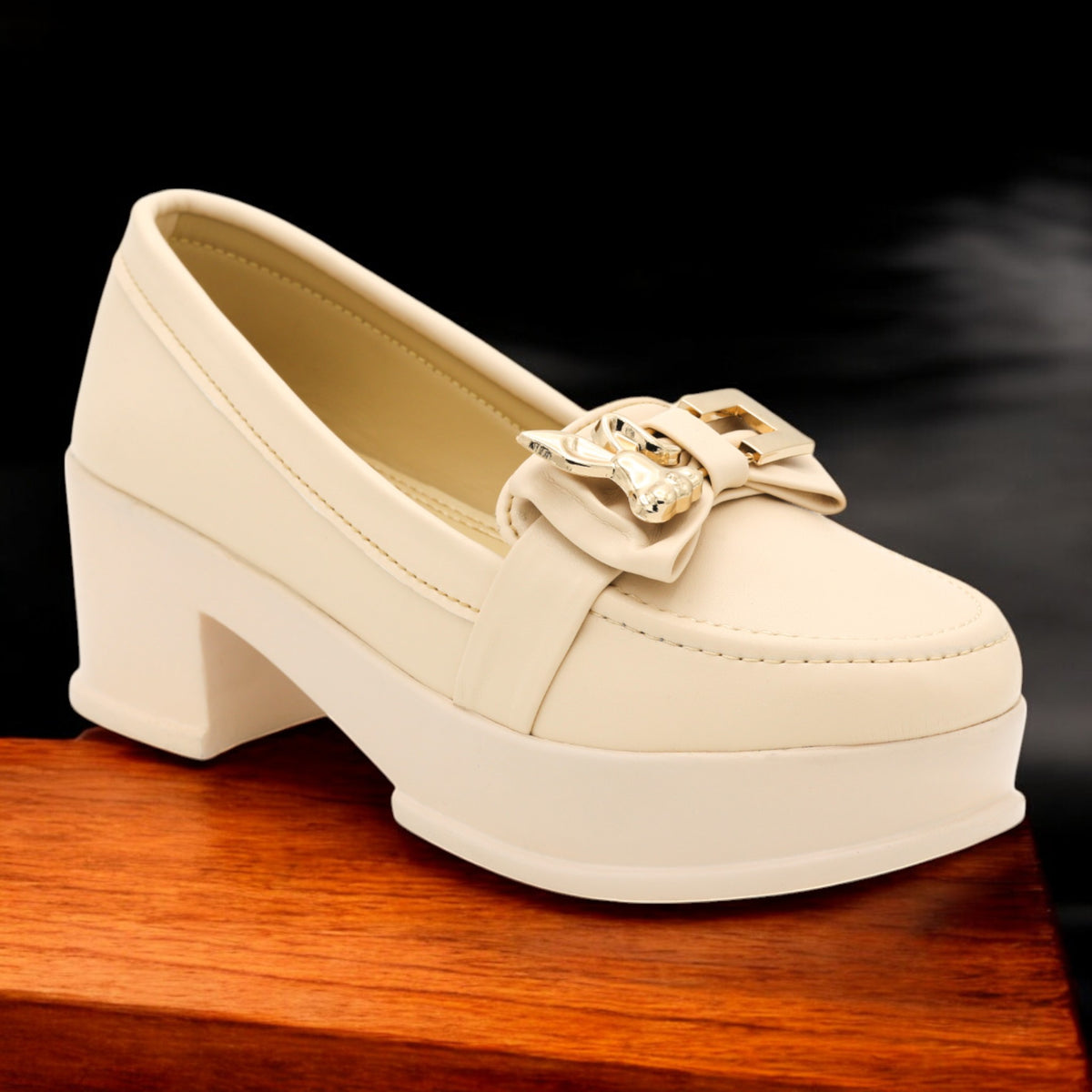 M0490 block heel