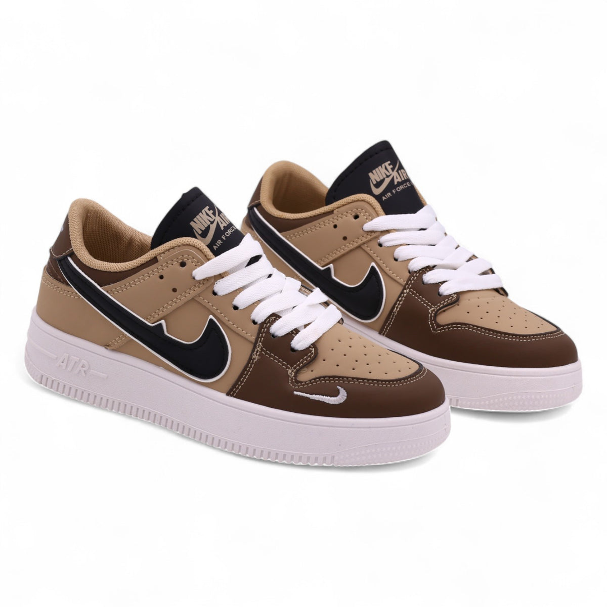 M0787 tick sneaker