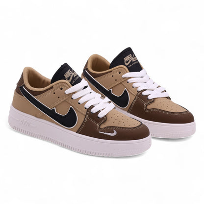 M0787 tick sneaker
