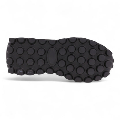 B63272 shoes