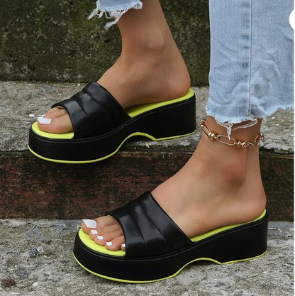 Clearance SALE Neptila platform slipper