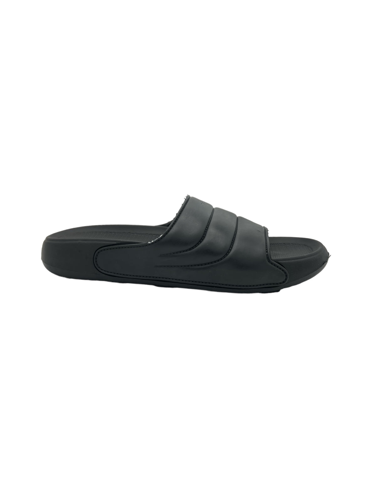 Men black slipper