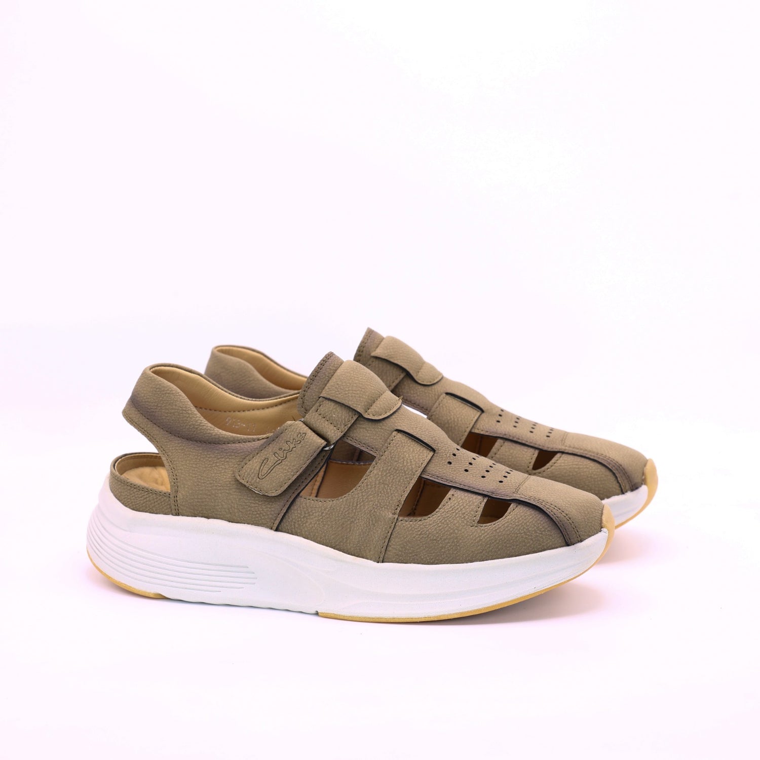 M011682 soft sandal