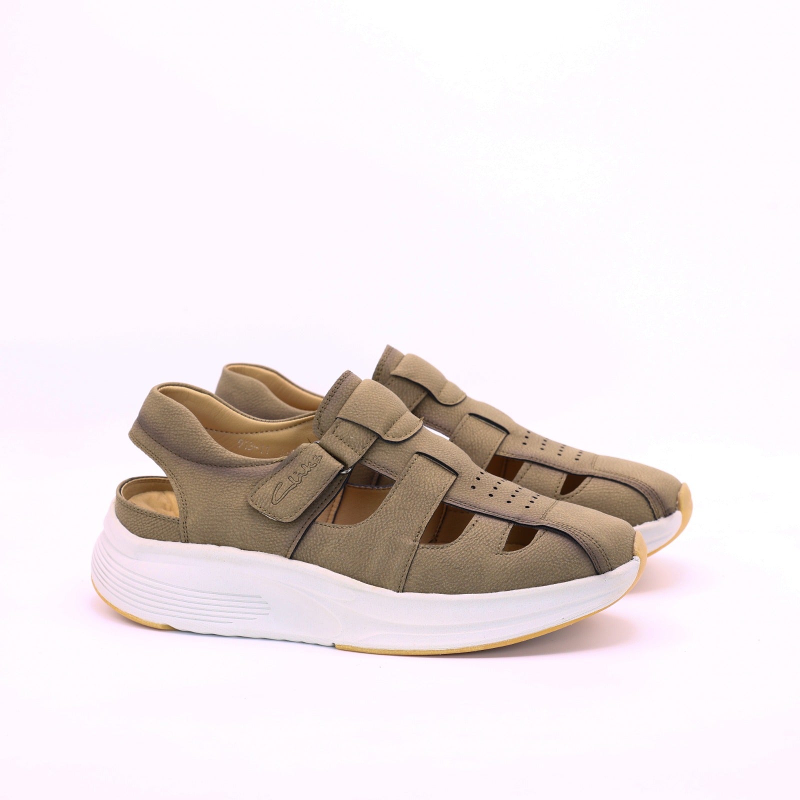 M011682 soft sandal