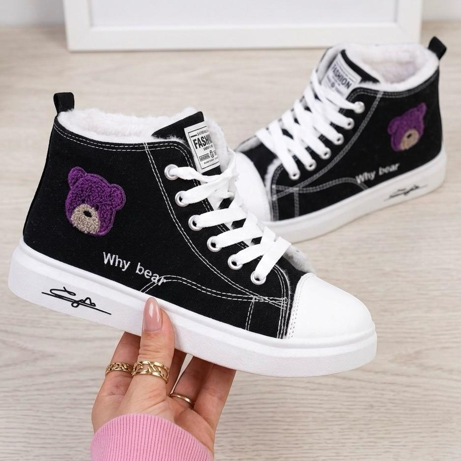 B076 canvas shoes