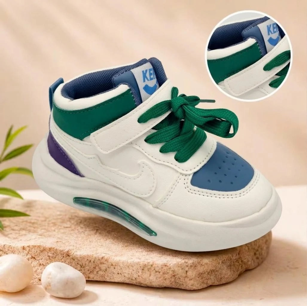 Kids tick shoes