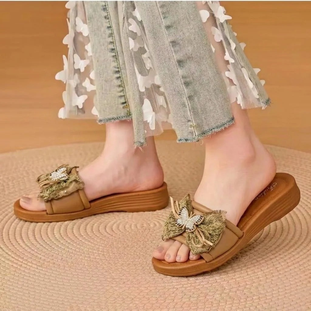 Farfala bow slipper
