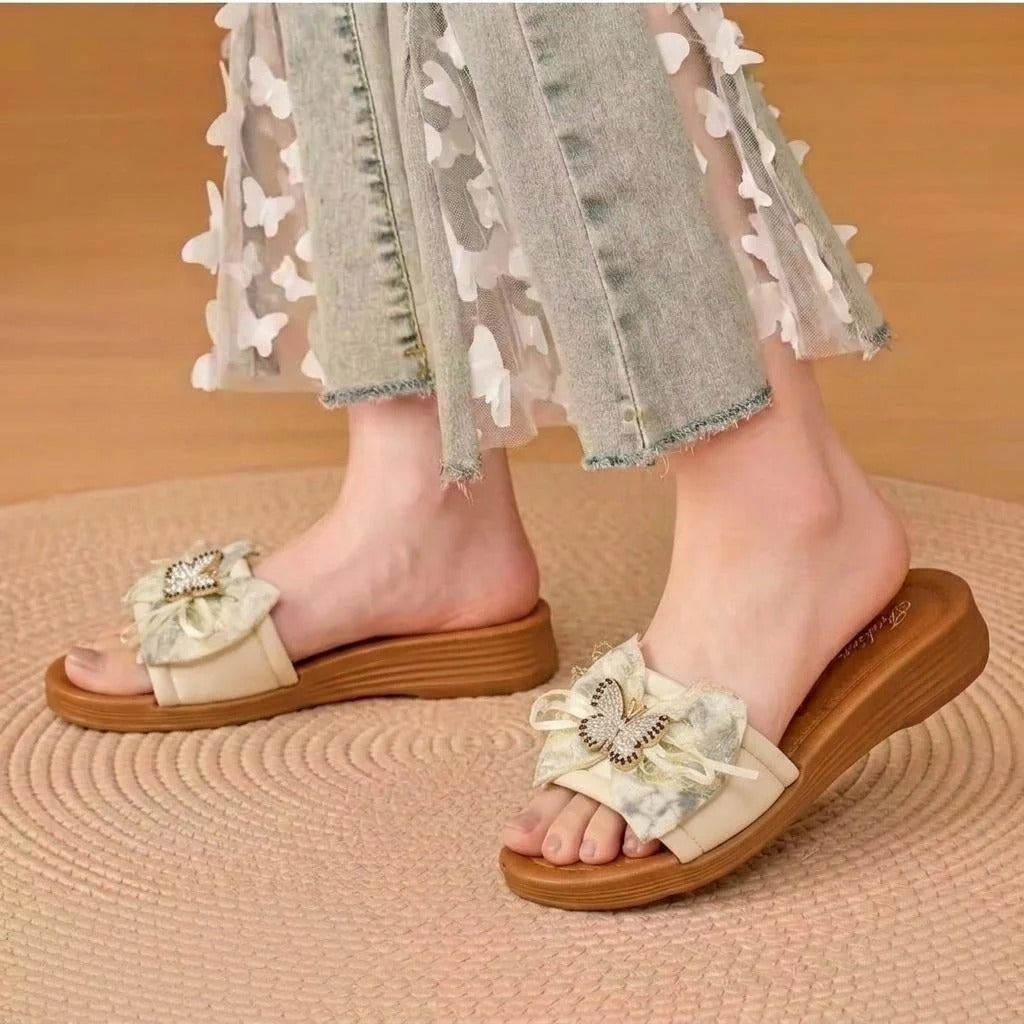 Farfala bow slipper