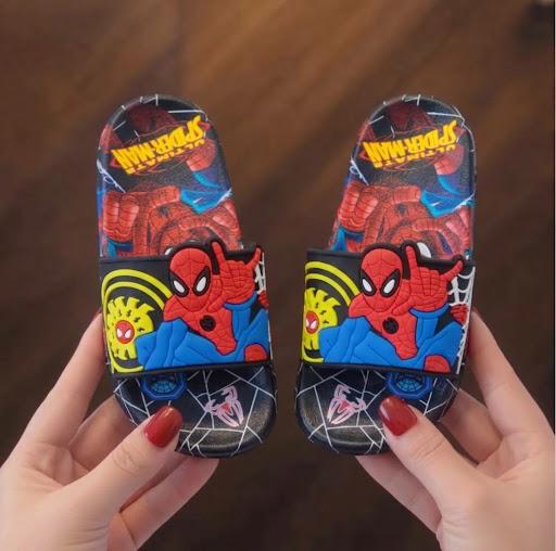 Kids spider slipper