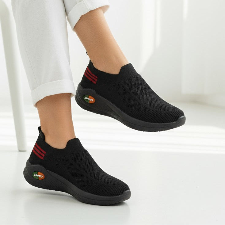 Sports fabric shoes