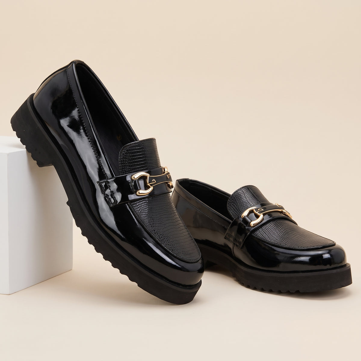 M012231 men shoes