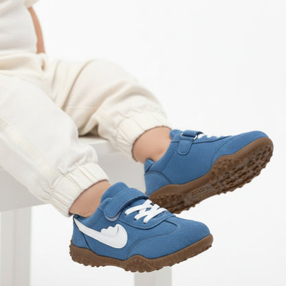 M011300 kids shoes