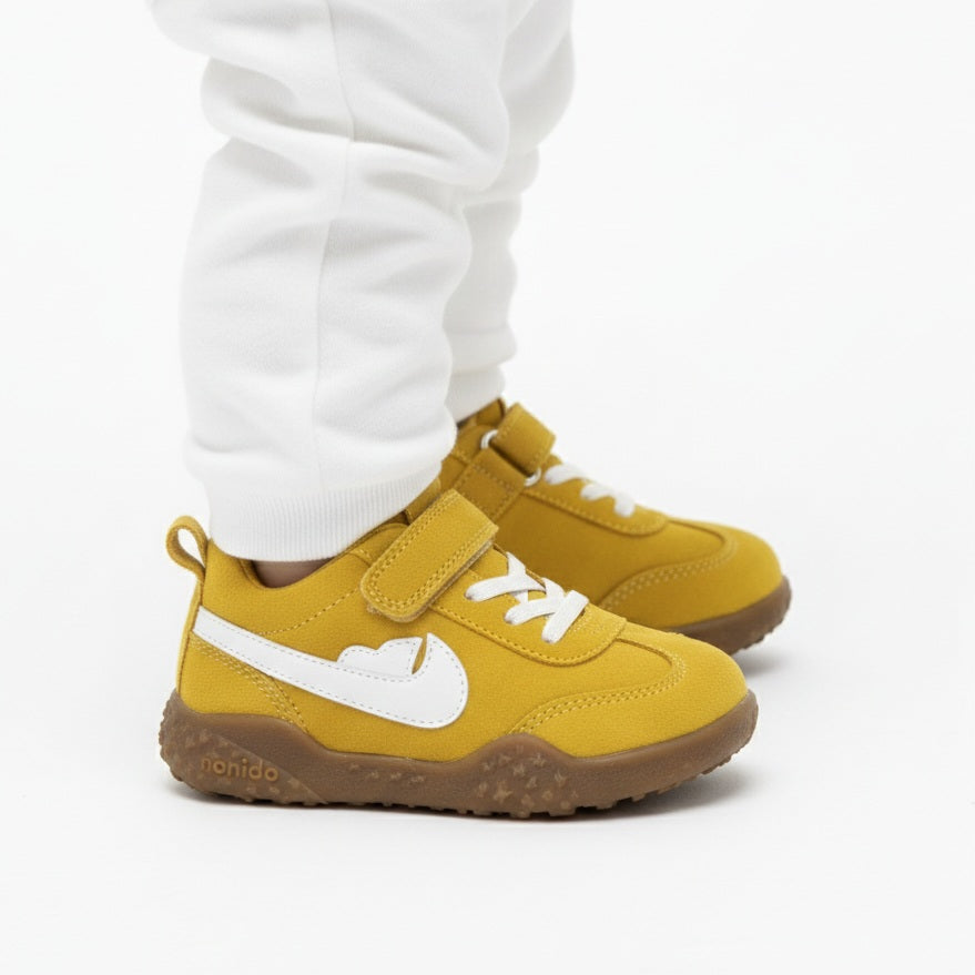 M011300 kids shoes