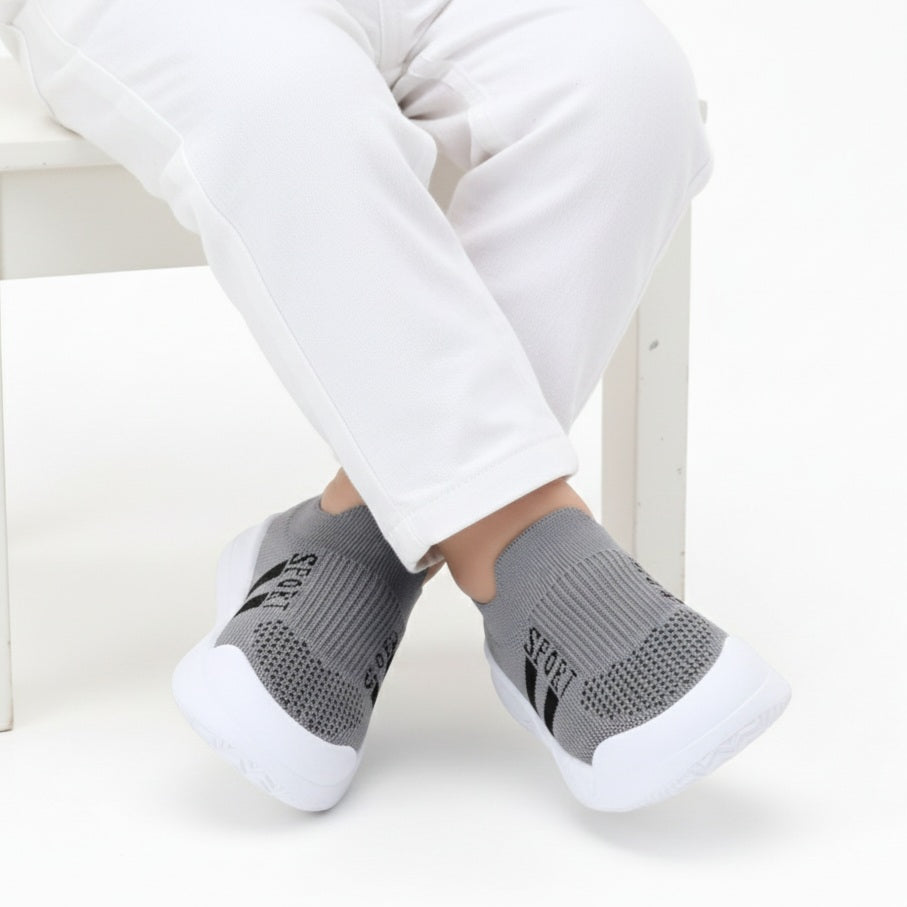 M011241 kids shoes