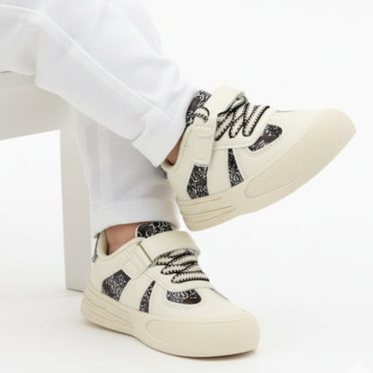 M01060 kids shoes