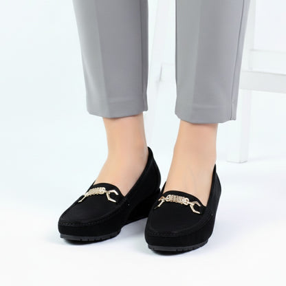M01093 silk wedge