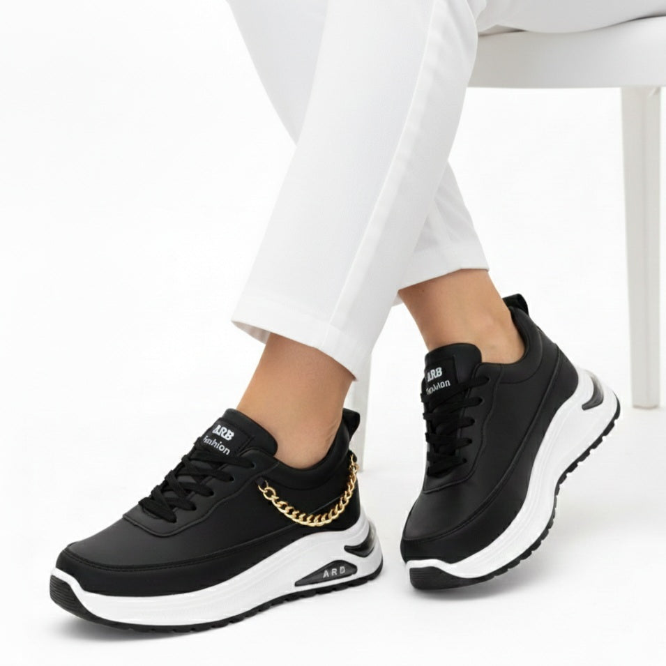 M011265 chain shoes