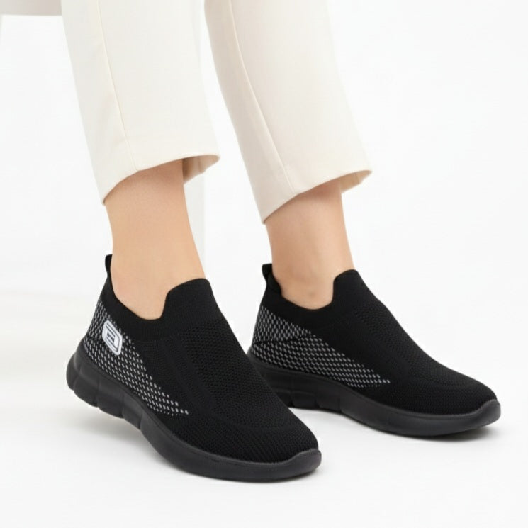 M011249 fabric shoes