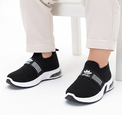 M011240 kids shoes