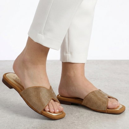 Flat trendy M011641